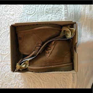 Sold***Uggs toddler Neumel